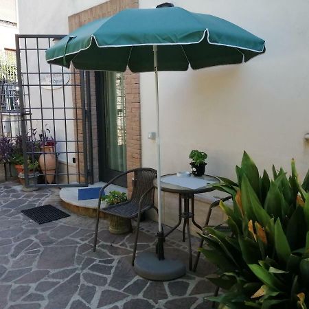 I Melograni Bed & Breakfast Сора Екстериор снимка