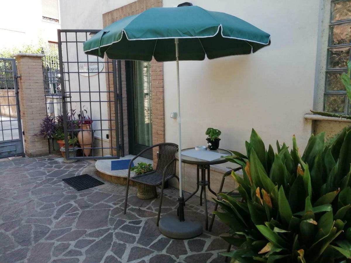 I Melograni Bed & Breakfast Сора Екстериор снимка